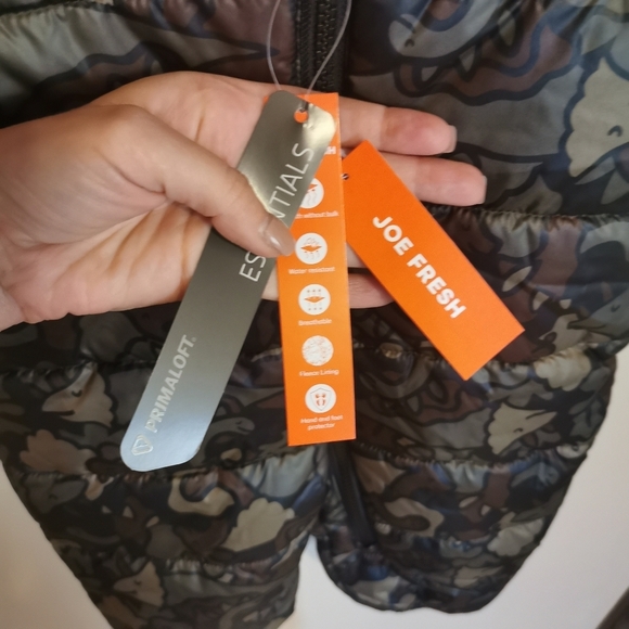 Dinosaur winter suite bnwt 3-6 m - Picture 4 of 7